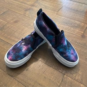 Kids cosmic themed slip on Vans